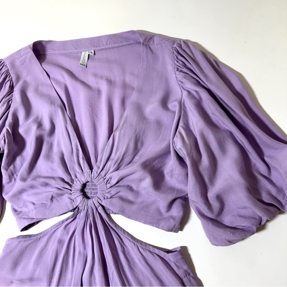 SKEMO NWT Lilac Purple Cut Out Bubble Sleeve Keyhole Mini Dress Size Medium $158 - Picture 6 of 12